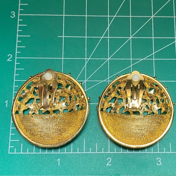 USA star Red White Blue Rhinestone US Flag Clip On Earrings - Picture 2 of 4